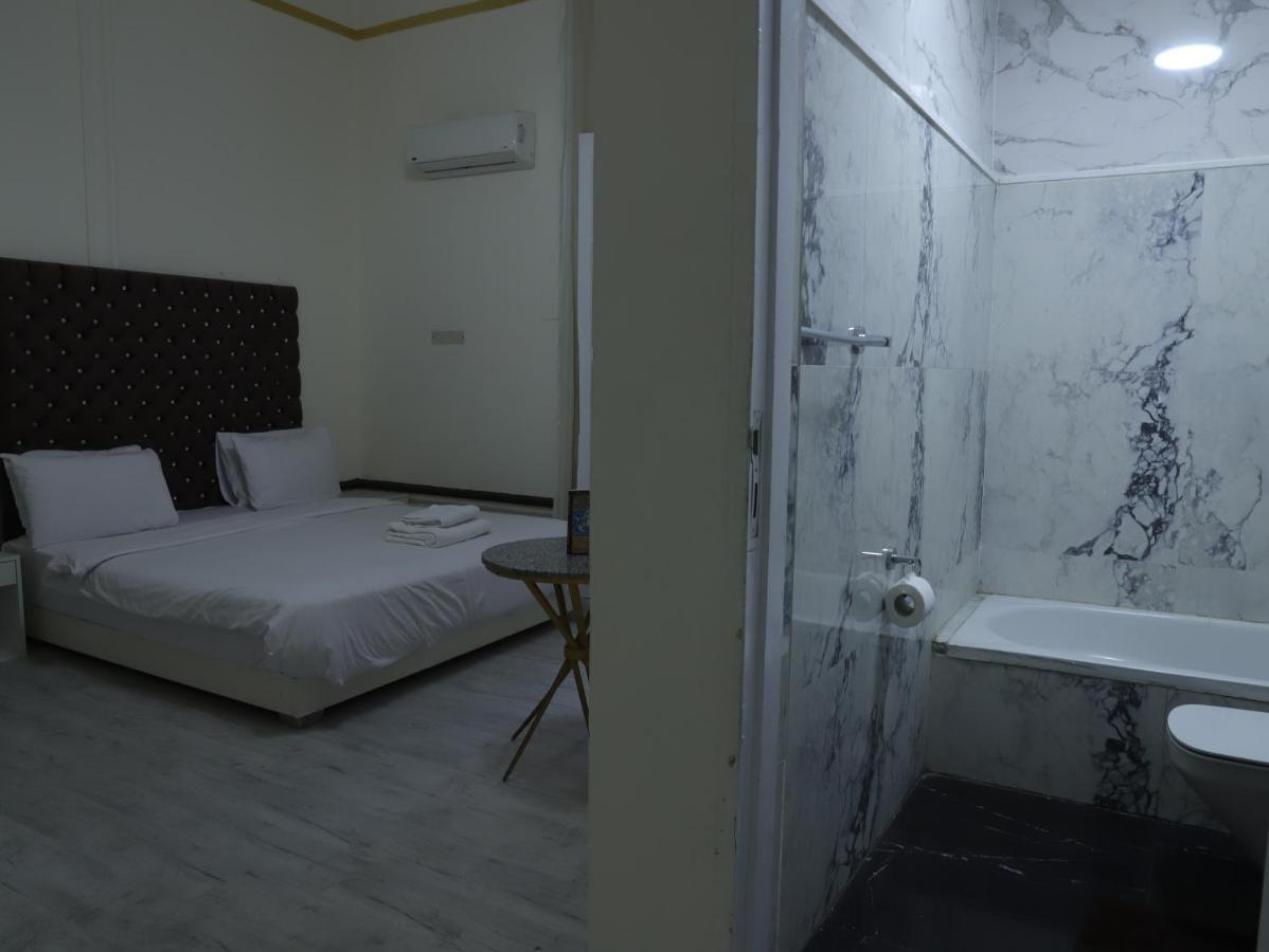 Palace Court Кайро Екстериор снимка